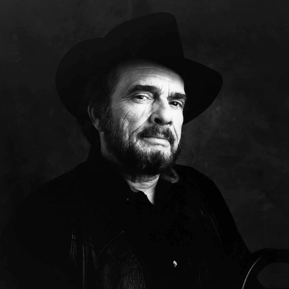 Trivia_Boss's tweet image. Is this Merle Haggard or Buck Owens?