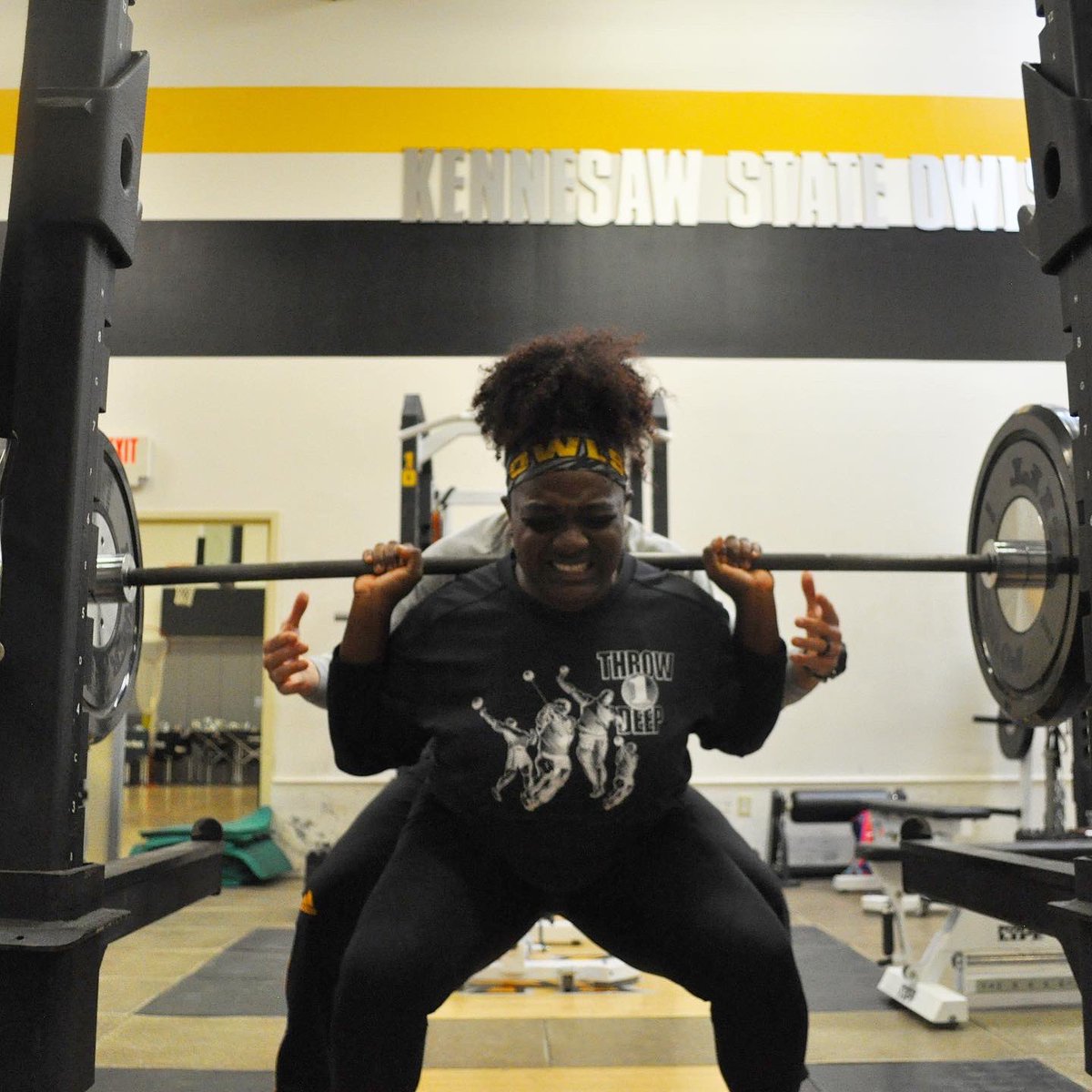 KSUOwlsTrackXC's tweet photo. All it takes...is all you’ve got 💪
#OneKS🦉 https://t.co/Z1k96hjGru