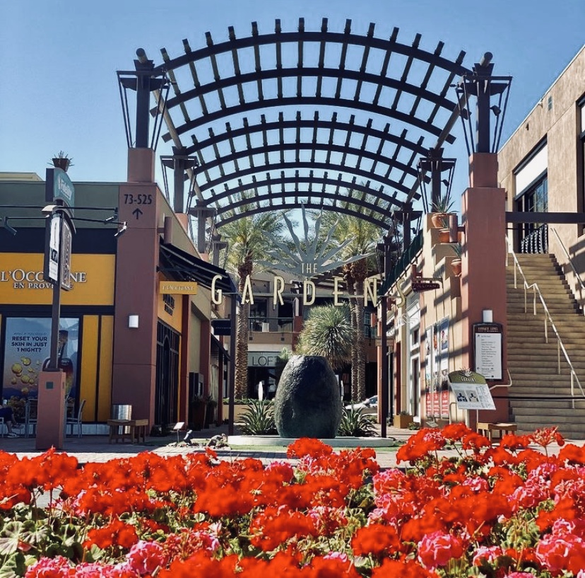 HotelPaseo's tweet photo. The holiday season is fast approaching! Check out the Gardens on El Paseo for all your shopping needs 🌹 #FindYourPath #ExactlyLikeNothingElse
Photo: The Gardens on El Paseo⠀⠀ https://t.co/5DGhbgeB9x