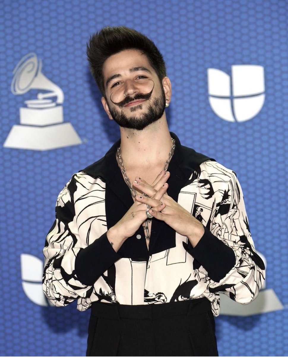 camiloevalunacr's tweet photo. #LatinGrammyTNT CAMILO https://t.co/LTW5d8aD0m