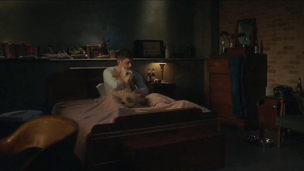 itsmasonjarr's tweet photo. Look at him! so happy to have his doggie.🥺🖤
#Supernatural  #SupernaturalFinale https://t.co/KjvnAhFPot