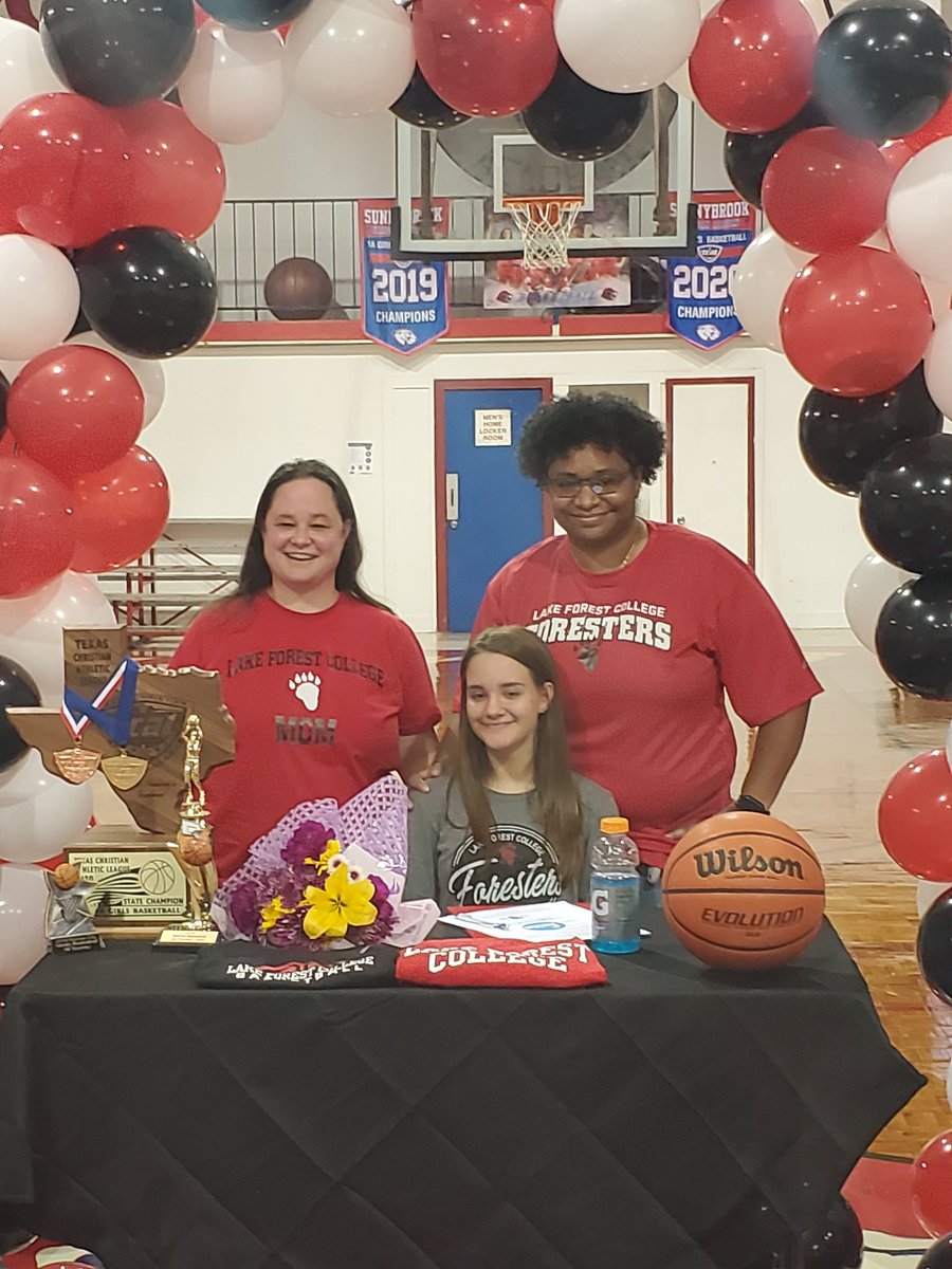 SaKingHoops's tweet photo. @SALadyHoops 2021 and @Sunnybrookhoops senior Skyler Dunford made it OFFICIAL! Continuing her EDUCATION and her basketball career at Lake Forest University! 
#LADYHOOPSCULTURE https://t.co/BLJHDtOeZA