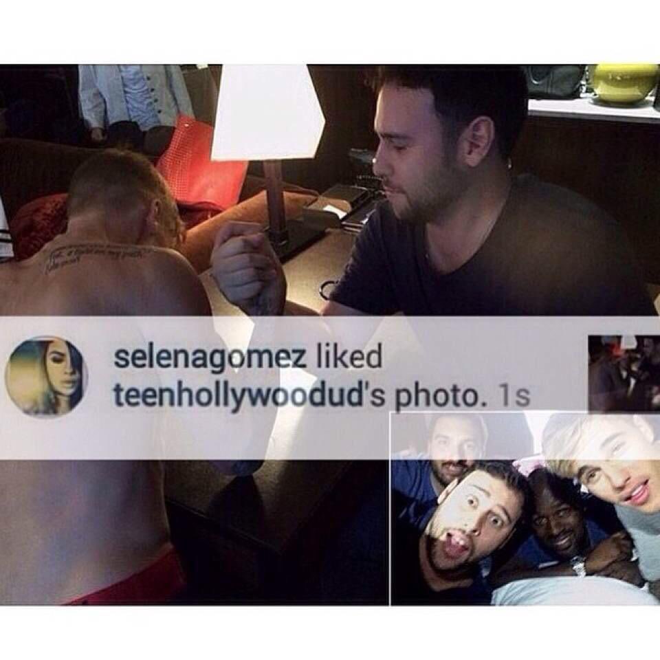 spinninswift's tweet photo. my only selena notice....... is of her liking this photo of disgraceful men #Selenatorsday π https://t.co/akNbN3uQqu