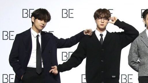 taeteland's tweet photo. taejin leaving a spot for yoongi :( https://t.co/GpcmAdPl5U