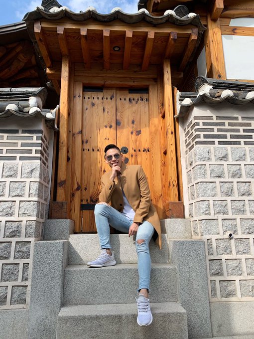 2 pic. I miss Seoul too...... when can we travel again ? https://t.co/IXdAWTuZgL
