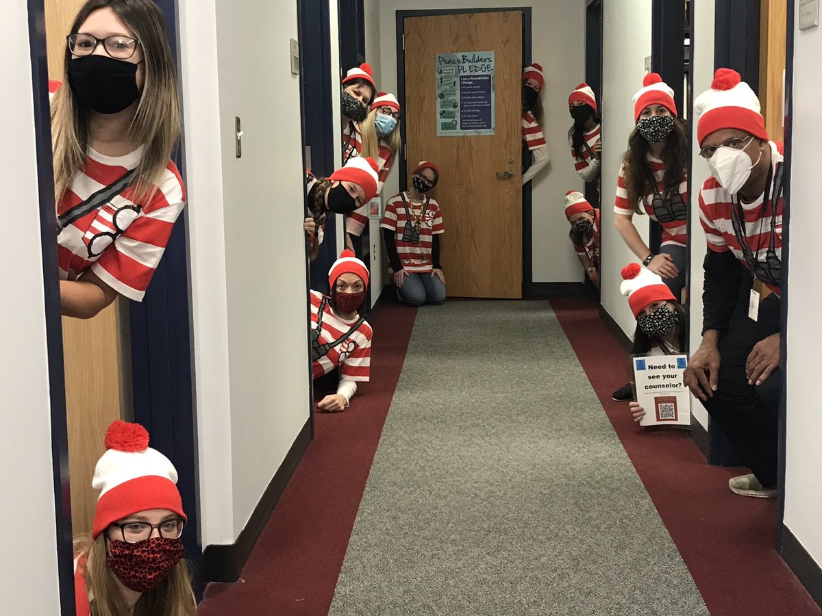 I am so grateful to work with this crew!  #WHgratitudeweek ⁦<a href="/WHStuCo/">Whitman-Hanson StuCo</a>⁩