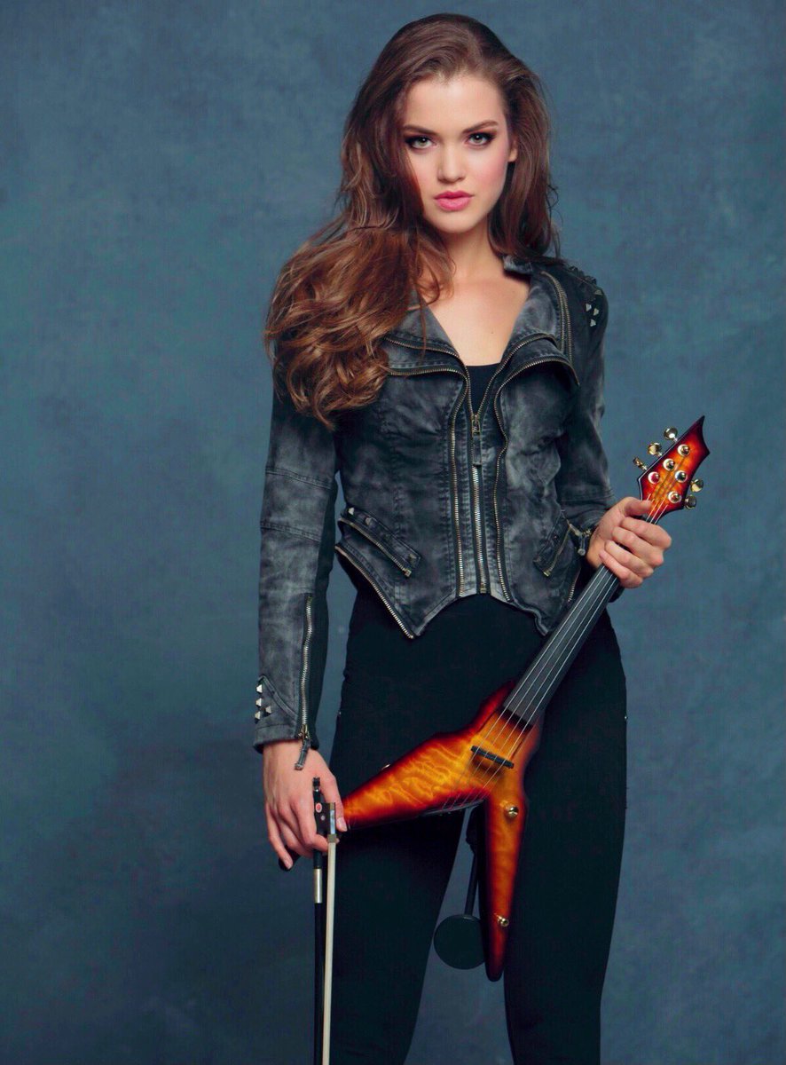 AbbySmusicmodel's tweet photo. Never let success go to your head or failure go to your heart! 💕 #success #newmusicoming #beautyinthewait #symphonicrock #christmas #composer #model https://t.co/KyDM8INzYf