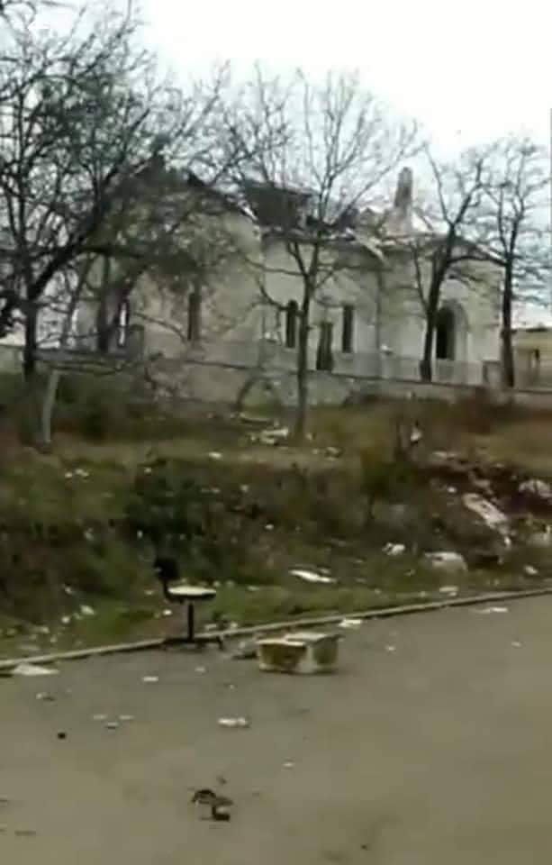 edmarukyan's tweet photo. Azerbaijani troops destroyed the domes of one of the Armenian churches in Shushi named Green Church. @UN @UNESCO @PACE_News @coe @PACE_President @antonioguterres @EmmanuelMacron @KremlinRussia_E @realDonaldTrump @JoeBiden @SpeakerPelosi @ALDEParty @vonderleyen @CharlesMichel https://t.co/zcrbkYph2N