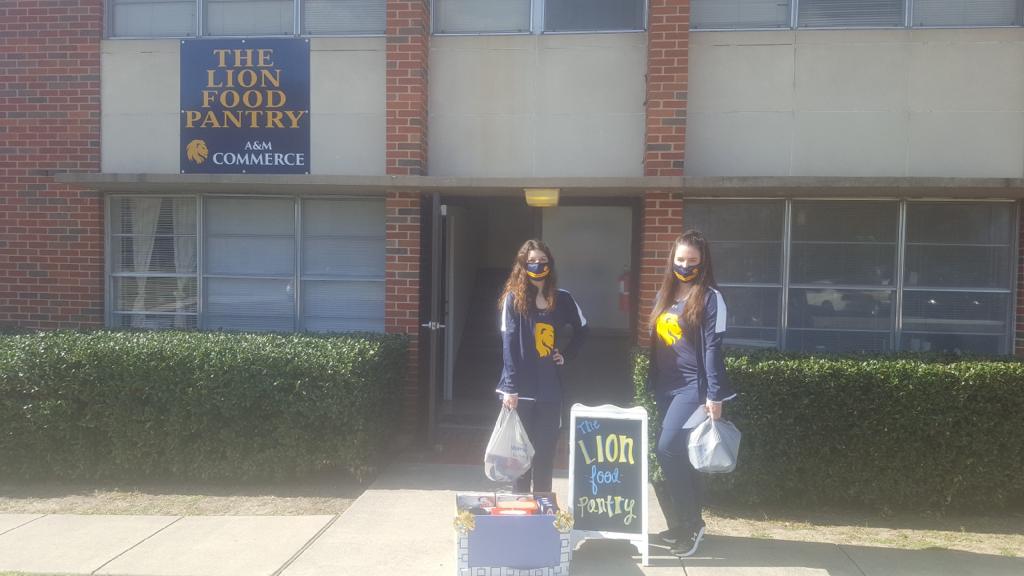 Thank you to the TAMUC Lion Dance Team!!! We appreciate your support and donation to The Lion Food Pantry!! @tamuc_dance
