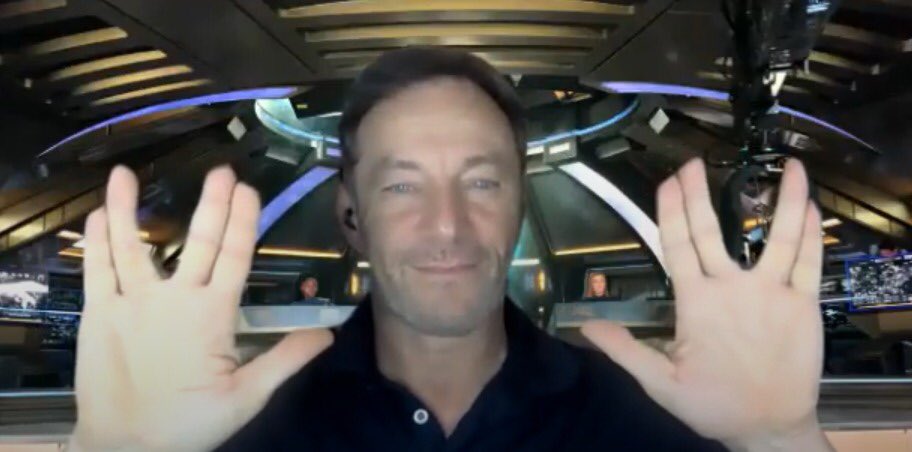 TSharik's tweet photo. Cuore Trek!!!
Trek heart!!! #TeamBasement #CaptainLorca #BringBackLorca
#JasonIsaacs #StarTrekDiscovery
https://t.co/Y9RFGIZH16 https://t.co/VyVb6J8Xay