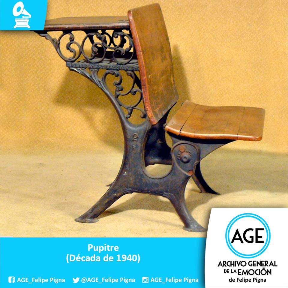 AGE_FelipePigna's tweet photo. ¿Quién se sentaba en estos pupitres en la escuela? #ArchivoGeneraldelaEmocion #Decada1940 https://t.co/rV5TfgI2On