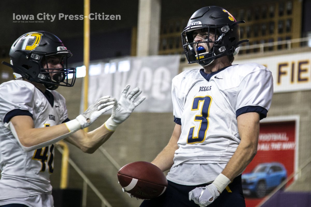 josephwcress's tweet photo. Iowa City Regina Regals are the 2020 Class A football state champions. @ReginaRegalsAP @Regals_Football #iahsfb @presscitizen @RegisterVisuals Photos: https://t.co/UwZTXzPabX https://t.co/KTJGfrVSzy