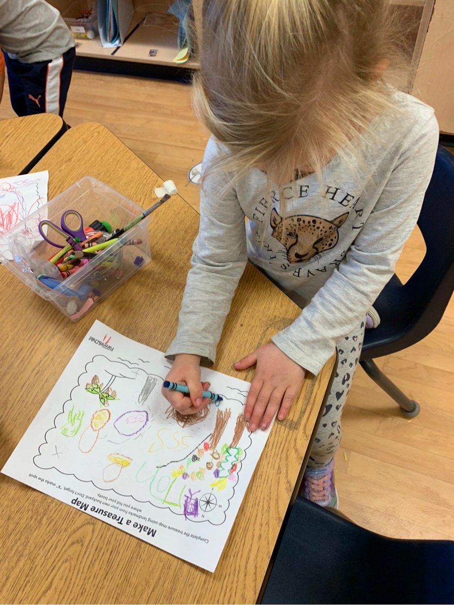 Kindergarten Room 14 tweet media