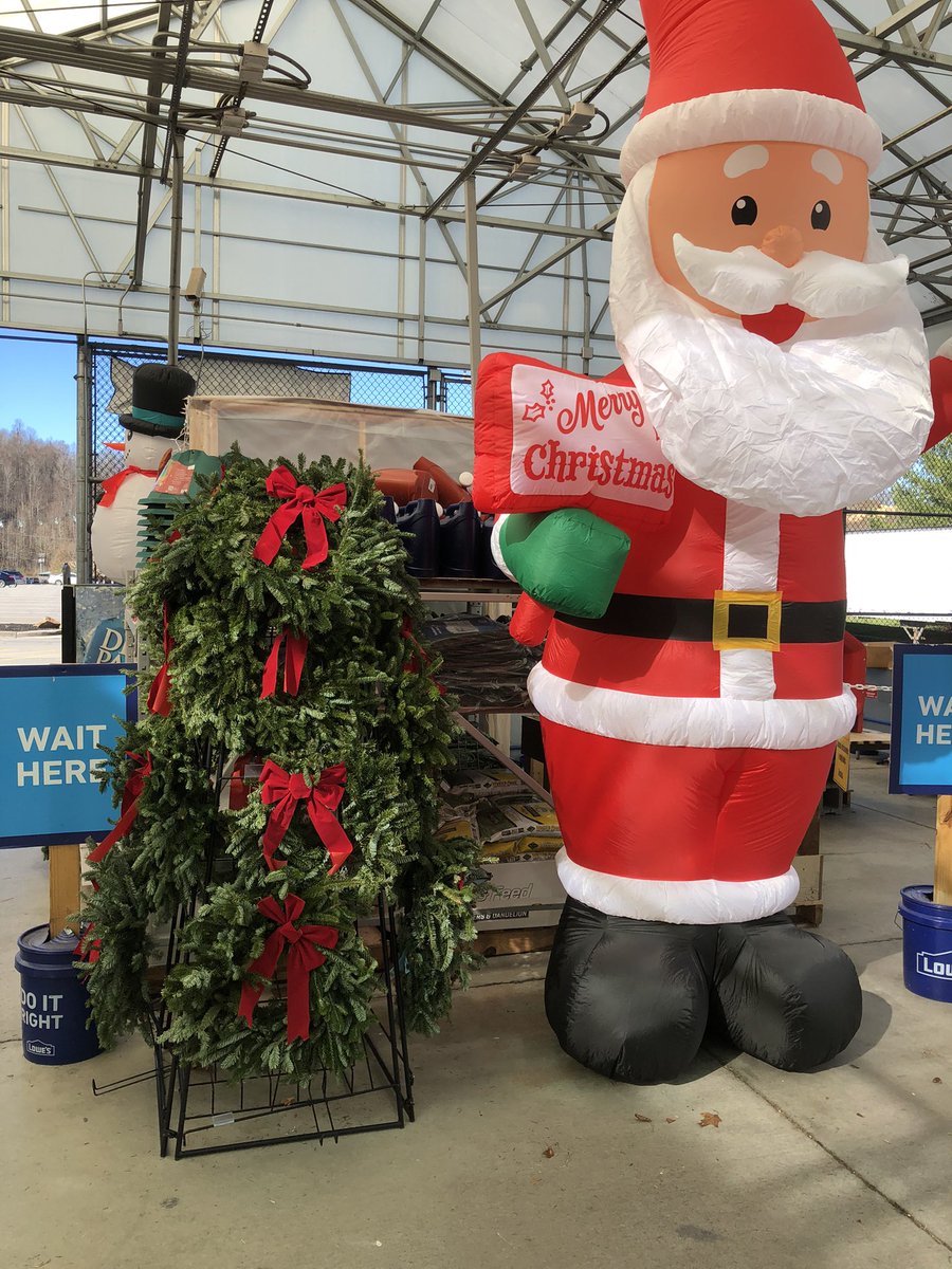 ‘Tis the season at Lowe’s in Wise, VA 1678.  Beautiful poinsettias in various sizes, Christmas cactus, wreaths and roping for all of your decorating needs.  @PlantPartners, @SRatarsky ,#Christmas ,#poinsettias
