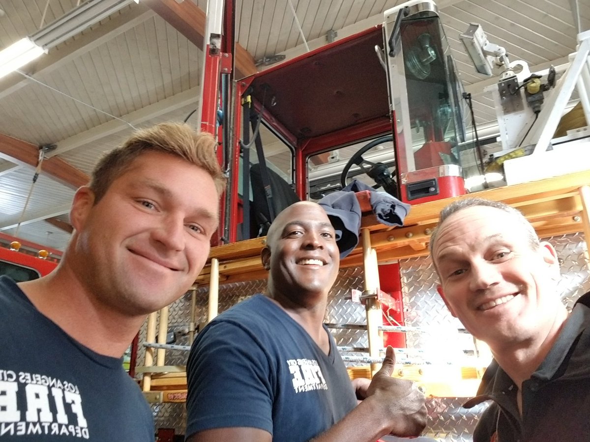 IAFFGSTLima's tweet photo. Great shift the past couple days at Fire Station 93. Training, mitigating incidents safely, and discussing labor.
#LAFD @UFLAC #Team10th #TeamIAFF https://t.co/7hbVOcnRmy