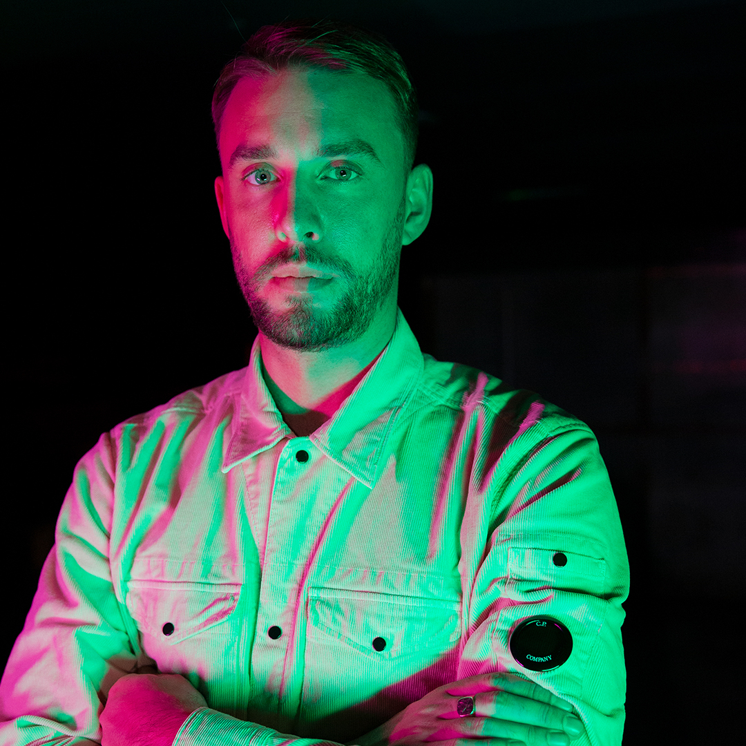 flannelsfashion's tweet photo. ‘The party atmosphere for me is untouchable’ - @jasperjames_. Party dressing feat. @marniofficial and @CPCompanyUK in the latest instalment of #atFLANNELS: https://t.co/B2pae04cIf

#FLANNELS #FLANNELSman #Leicester #Fashion #Style https://t.co/B27Kyn40rV