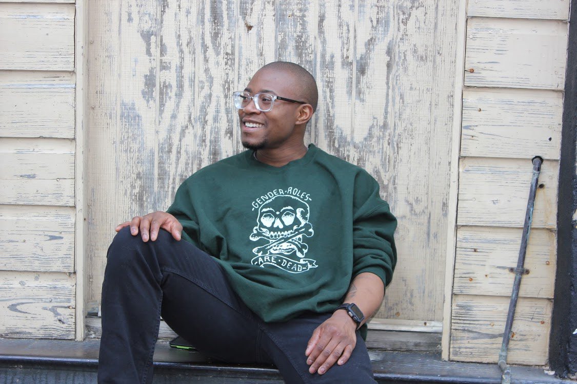 FLAVNT's tweet photo. #SupportJay update!
In just over a month we’ve raised $2134 for Jay’s top surgery, thanks to all of your support! We have just under $1500 left to fundraise to hit his goal, so if you’re looking to shop small this holiday season, consider shopping at https://t.co/XO5lSIepMr https://t.co/j7mTqEO2rH