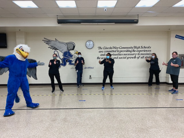 LWEGriffins's tweet image. We are thankful for our staff that continues to work hard each day at LWE. #ThankfulThursday  @LWEGriffins vs @SandburgHS Spirit Week Challenge!!! Let&apos;s see who you are thankful for🖤💙🖤
#EastvsSandburg #SpiritWeekChallenge @lwestuco