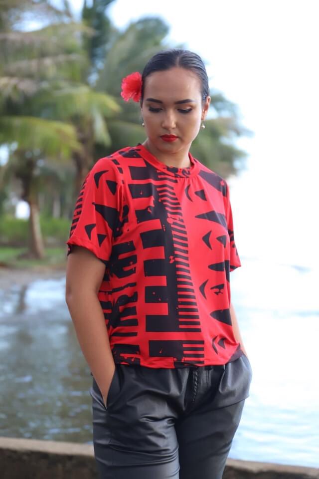samsonleefiji's tweet photo. Your everyday essentials πΊ Our Waka tshirts and shorts by Rogue stitch
Now available in store πΊ
~Visit us at shop 1, Butt Street, Suva~(pink shop)
Photo credit: @woahstudio #SLFijiShopTheLook #FijiFashion #PacificFashion #MadeInFiji #FijiDesigner https://t.co/5qlAaTOsY9