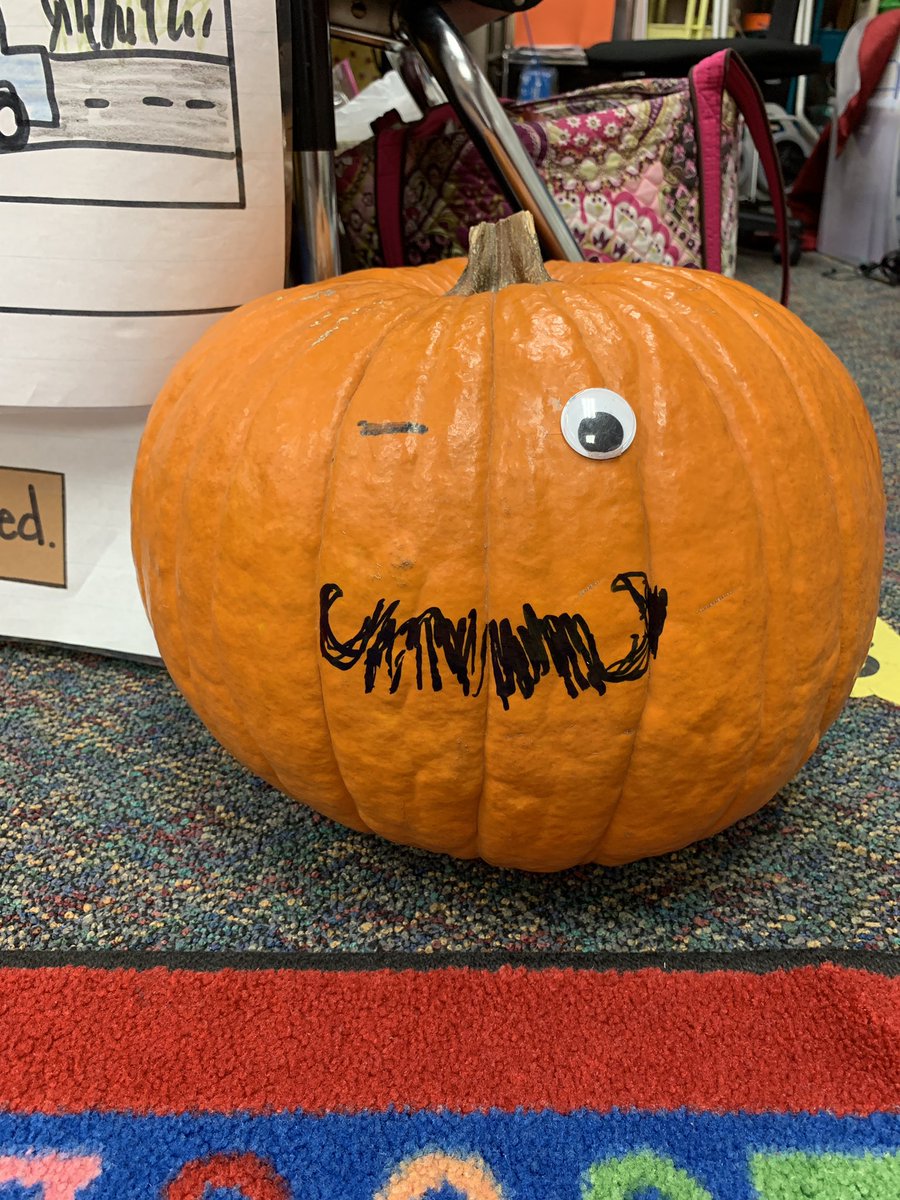 BeckyBorne's tweet photo. Kicking off our class “project-based integrated unit” with Señor Pumpkin and RAN Chart!
Driving Question: How can your group design a useful purpose for your October Pumpkin instead of wastefully throwing it away? #PLEextramile @HumbleISD_PLE https://t.co/p4QKkW4JLA