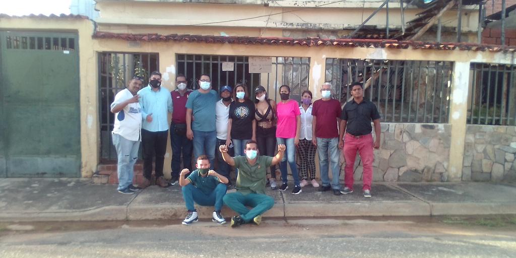 Visita al barrio Unión; informando la consulta popular y el fraude electoral no al voto del 6D. Los verdaderos ADECOS no entregamos a nuestro pueblo a la miseria del oficialismo