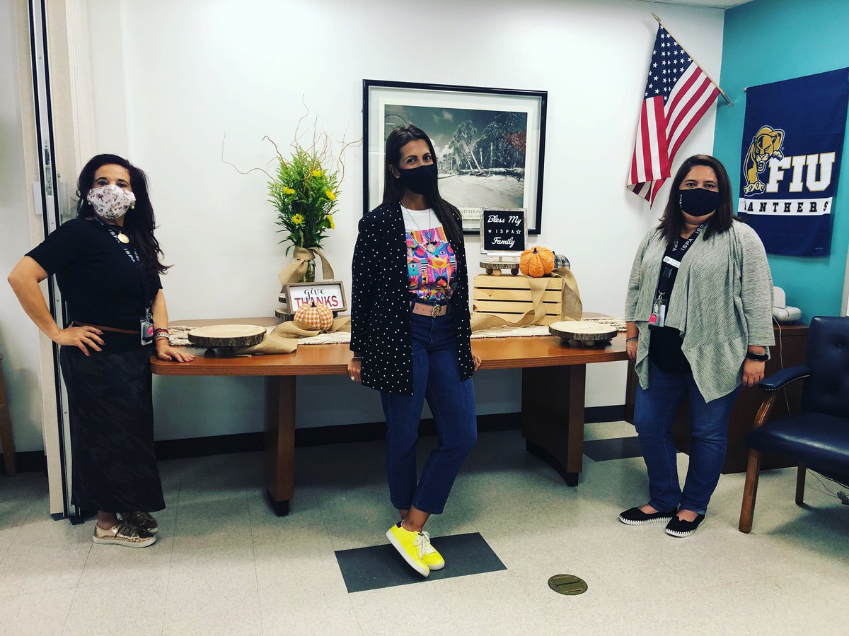 ispaatgables's tweet photo. You can make a difference at ISPA by joining our PTA that strives to make a difference in the lives of each and every student✨. @ispa_ptsa #ThankAParent #NationalParentInvolvementDay @MDCPSCentral https://t.co/84k1o0xiZY