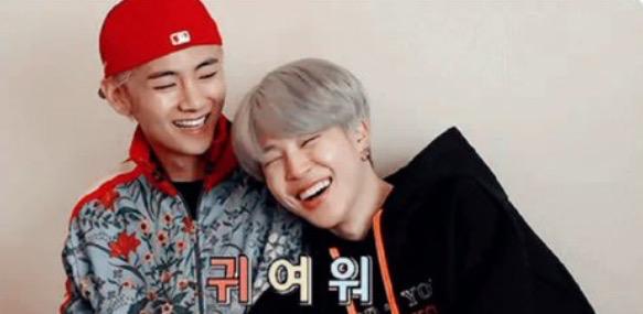 @lachimolalaowo @BTS_twt Vmin de la suerte 🤭🥰 

BE IS COMING!!! 😍🤩

@BTS_twt