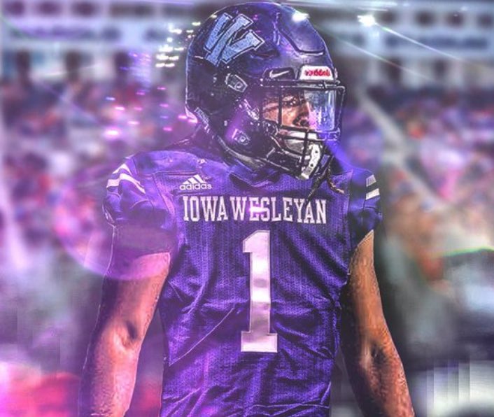 BigSME_Ceo's tweet photo. Blessed To Receive My 3rd 🟣ffer From Lowa Wesleyan University #GoTigers💜🖤 @younger4s  @AL_Recruiting  @WCarter_205  @CharlesB_III  @Coach_Sears  @AL5AFootball  @DexPreps  @tankdome37 @H_Calhoun21 https://t.co/JgBEkXBEGa
