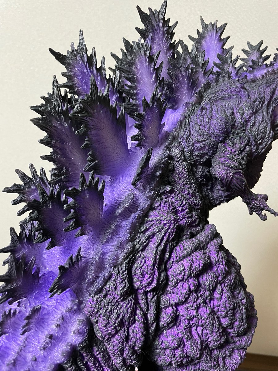 Fu時 ギガンティックのシンゴジラ パープルエディション こいつぁやべぇぜ 早く尻尾付けんとな ギガンティック 箱から出すだけでもまじギガンティック 意味不明