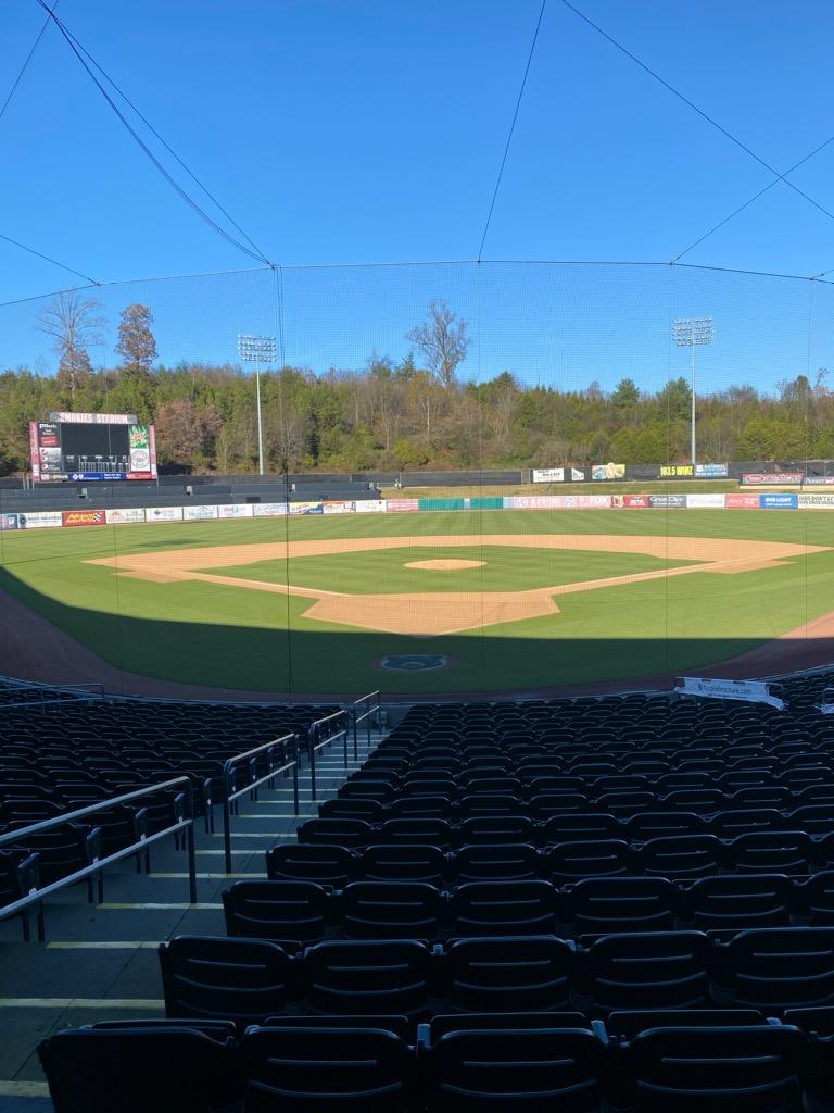 First mow on the rye, 650lbs/ 103sq/ft. TifTuf color just as good as mid July .