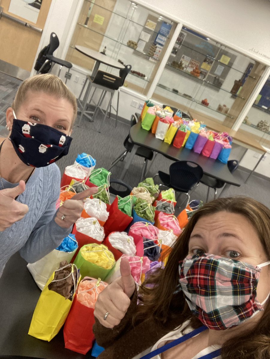PelhamHighLMC's tweet photo. Shout out to Troop 10645 for the #PSDSnackAttack today!! Thank you! https://t.co/FB7t4EbWMk