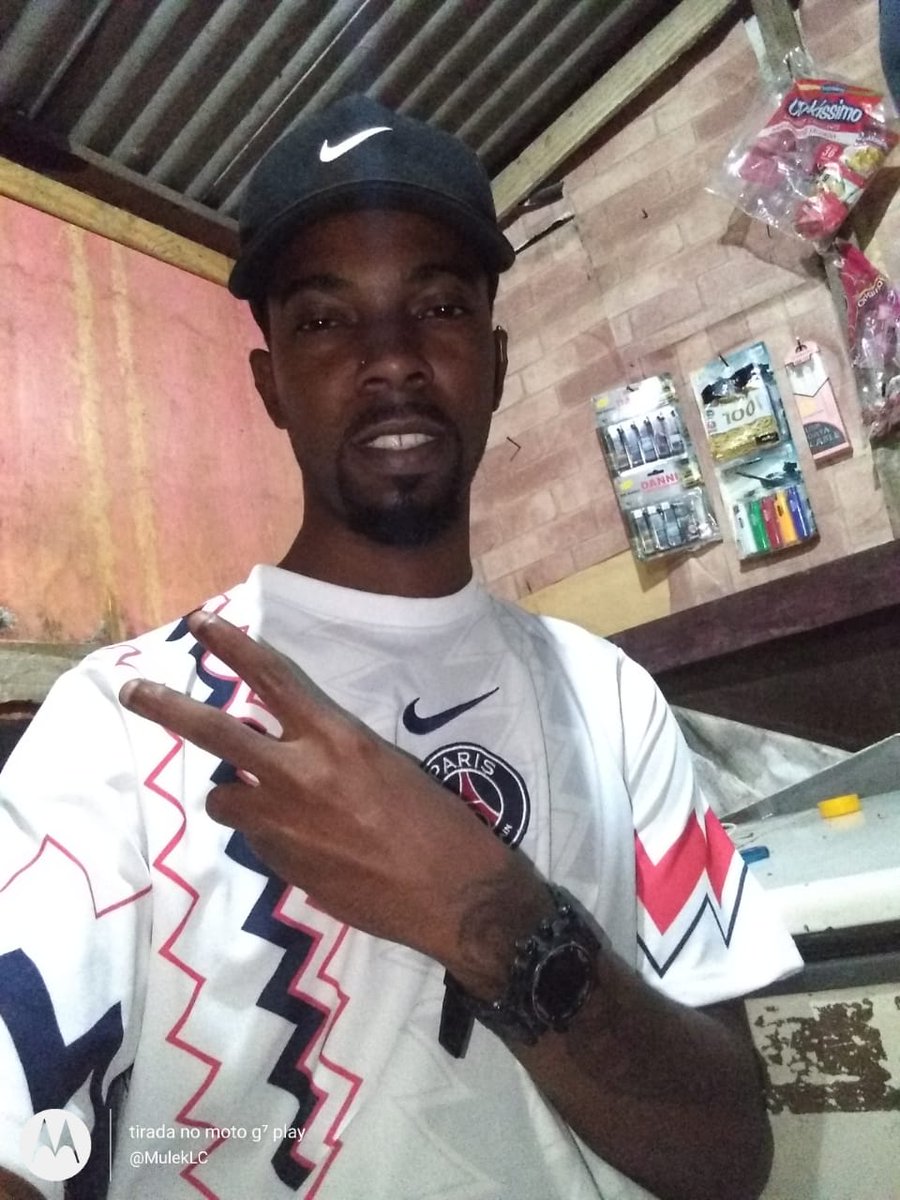 HEITOR_GUSTAVO1's tweet photo. "Falam mal de você? Não ligue, lembre-se: As pessoas só jogam pedra em árvore que dá fruto bom!" 😉#BooaNooite🐺✌ https://t.co/J0M6Nn0h5q