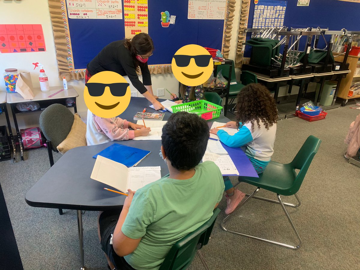 ljsmark10's tweet photo. Mrs Aguirre’s students love guided math. Her students are fully engaged. #BayColonyElem #DisdElemMath https://t.co/IG0mSVTWuF
