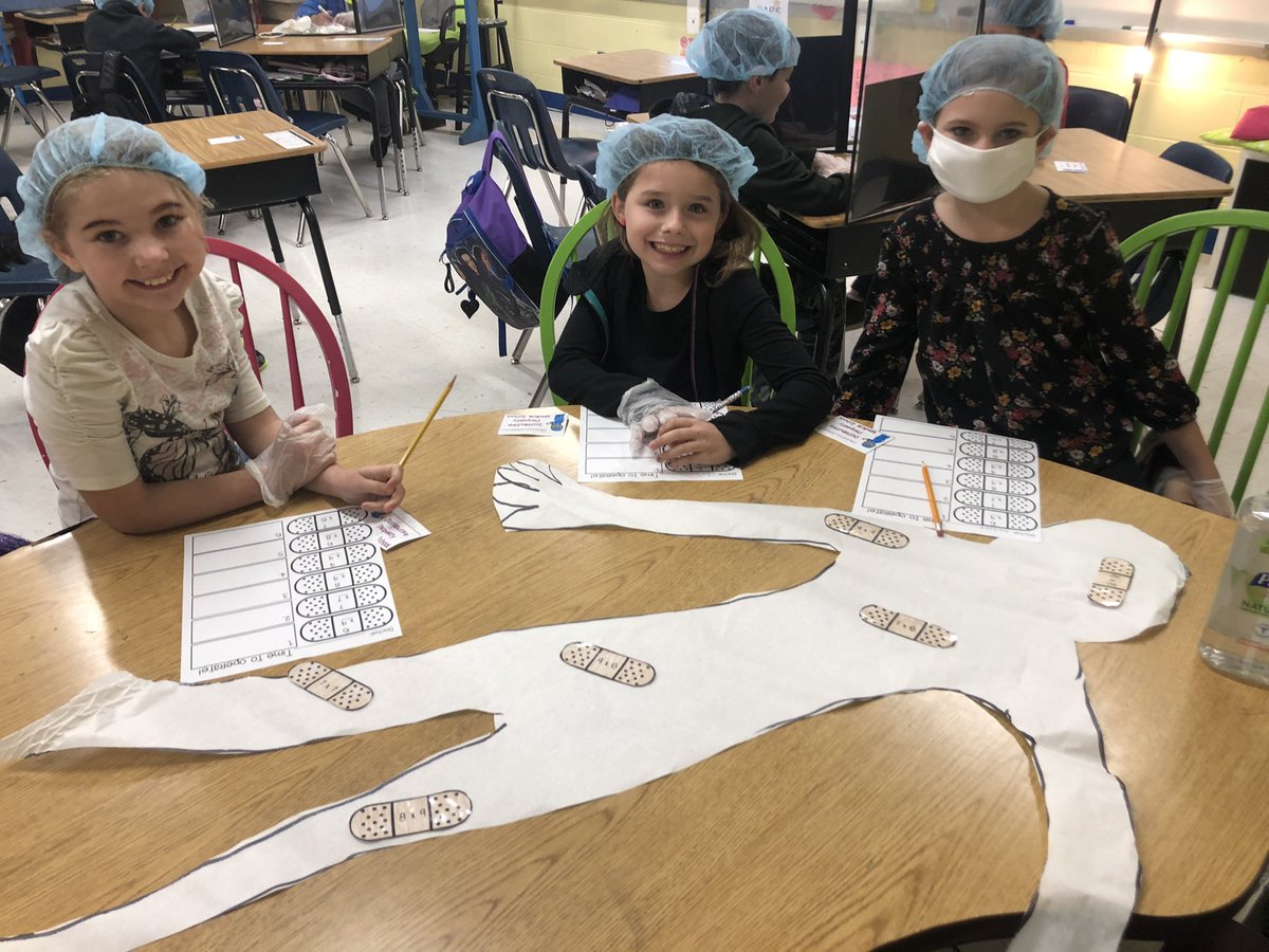 JennJClarkson's tweet photo. We had a great day at Distributive Property Medical School! I would trust all these surgeons in the operating room. @DadeElementary https://t.co/sceqJn0Bqx