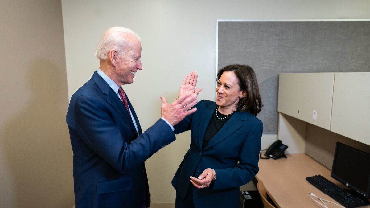 Albumism's tweet photo. High-fives for this dynamic duo, confirmed as the WINNERS in #Georgia. Again. (P.S. They won the entire election too!) #PresidentElect #VicePresidentElect #LetUsMoveOn https://t.co/rJGr3APHcB