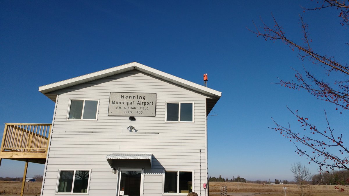 BrodahSwami's tweet photo. Oh. I see #TerminalBuildingThursday is a thing. Here is Henning Minnesota 05Y. https://t.co/hqBYHOOrh4