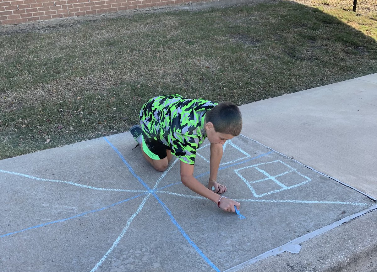 buckleyfisd's tweet photo. Fun with fractions! Fresh air and fractions- a perfect combo! #bledsoestrong @Bledsoe_Elem #ourFISDstory https://t.co/UlbRQixkk4