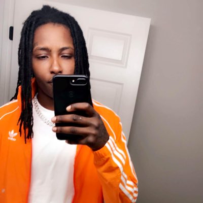 Burkes_M's tweet photo. #NewProfilePic https://t.co/9GKXSBXpI9