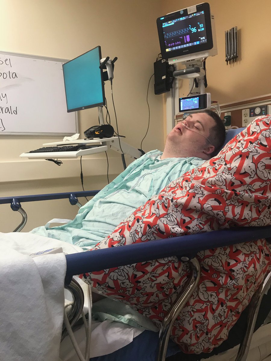 Sarairai621's tweet photo. I wouldn’t ask if it wasn’t extremely important but if you have a moment PLEASE send prayers or good vibes to my little brother Jordan. he is being hospitalized with covid. https://t.co/g1q0s2HglE
