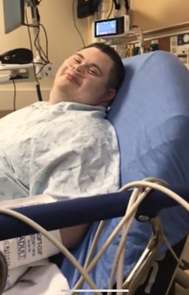 Sarairai621's tweet photo. I wouldn’t ask if it wasn’t extremely important but if you have a moment PLEASE send prayers or good vibes to my little brother Jordan. he is being hospitalized with covid. https://t.co/g1q0s2HglE