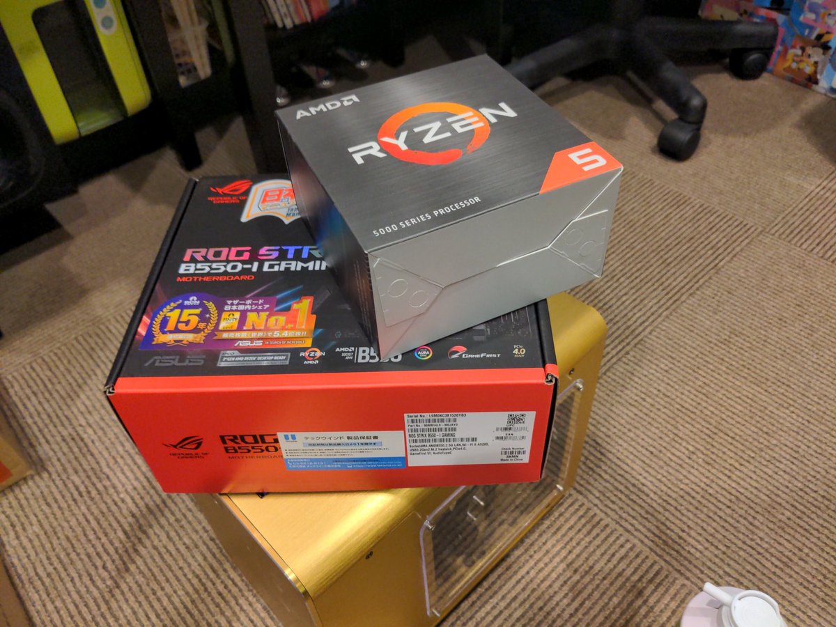 小型PCに詰め込んでOSインストールしてDAWもwavesも入れた!
ふうーー
あーー１個SSD認識してないｗバラすの超めんどいゃぁぁぁぁ