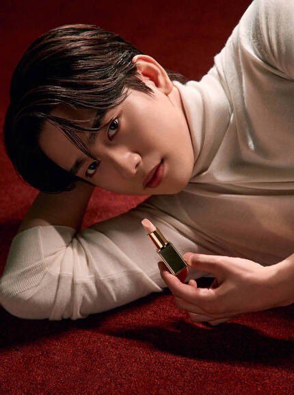 dinggadingga1's tweet photo. 로고제거
@GOT7Official #MAMAVOTE #got7 #GOT7 #갓세븐 #진영 https://t.co/P6zf0QFV6b