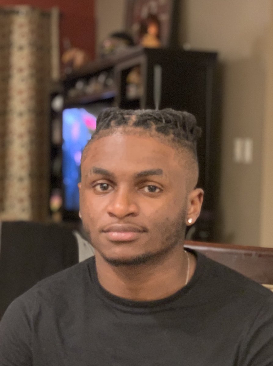 NikkiBJaxx417's tweet photo. My π₯ΆYoungest Heartbeat @ogscrappyπ₯Ά on his grown man! πππ₯°β€οΈππ€π½π€©π #HornetPride #HBCUDon #ScrapCharles #StyledByMissAngieD #Locs https://t.co/fi8DmF7Bk0