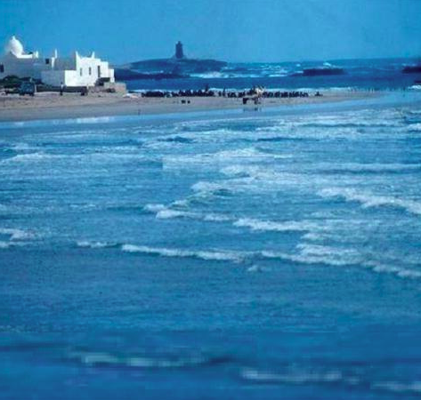 SomEnterprise's tweet photo. Barawa, Somalia 🇸🇴 

☀️ Successor to Ancient Essina.
⚔️ First city in Africa the Portuguese Empire could not conquer.
🇸🇴 Home to the Bravanese people and language. 
🕌 Shrine of Uways Al-Barawi 
⚓️ Somali Naval Academy.

#SomaliRenaisance https://t.co/piBUgUcTcj