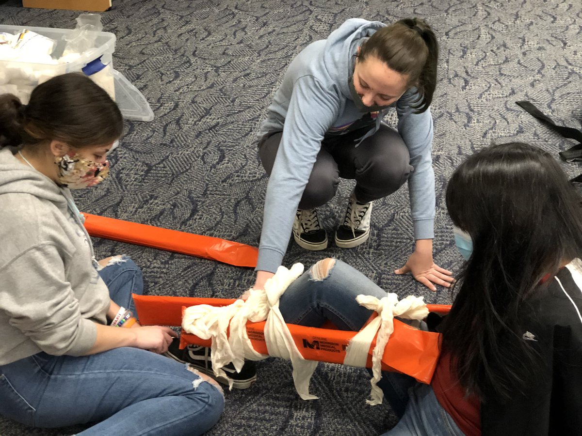 agaul24's tweet photo. More great work from future EMS providers @SCCareerAcademy work ring on splinting and boarding techniques #witccems @WesternIowaTech https://t.co/3YPLukQBca