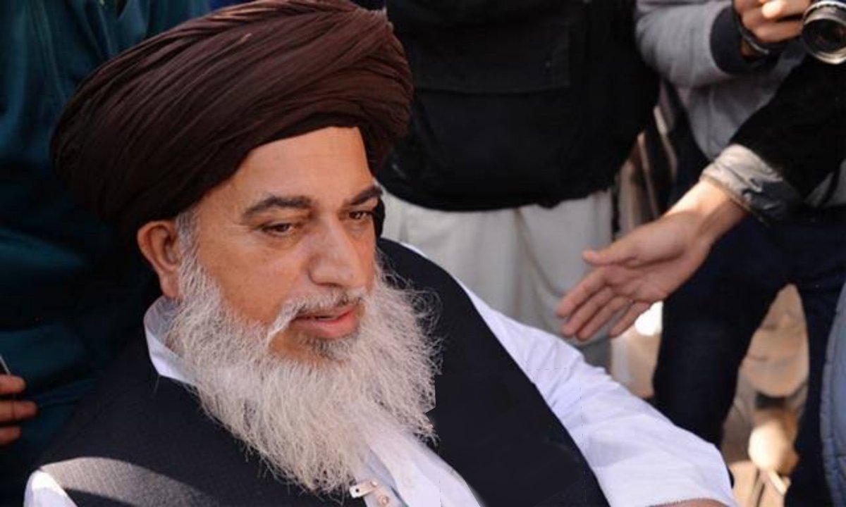iamPakistanis's tweet photo. مولانا خادم حسین رضوی کی رحلت پر میں انکے اہلِ خانہ سے تعزیت کا اظہار کرتا ہوں۔ اناللہ وانا الیہ راجعون۔
On the passing of Maulana Khadim Hussain Rizvi my condolences go to his family. Inna lillahi wa inna ilayhi raji'un. https://t.co/cR1E3oZnei