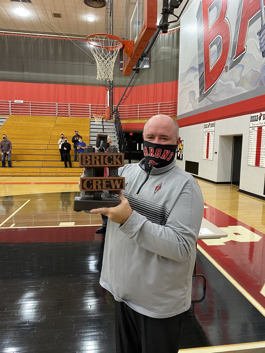 BaronFootball's tweet image. Coach Samuelson has impacted over 25 years worth of Baron football players. He is one of the best O-Line coaches around and an even better mentor and leader. Coach Samuelson emulates what it means to be a Baron. Congratulations on your retirement! You will be missed!