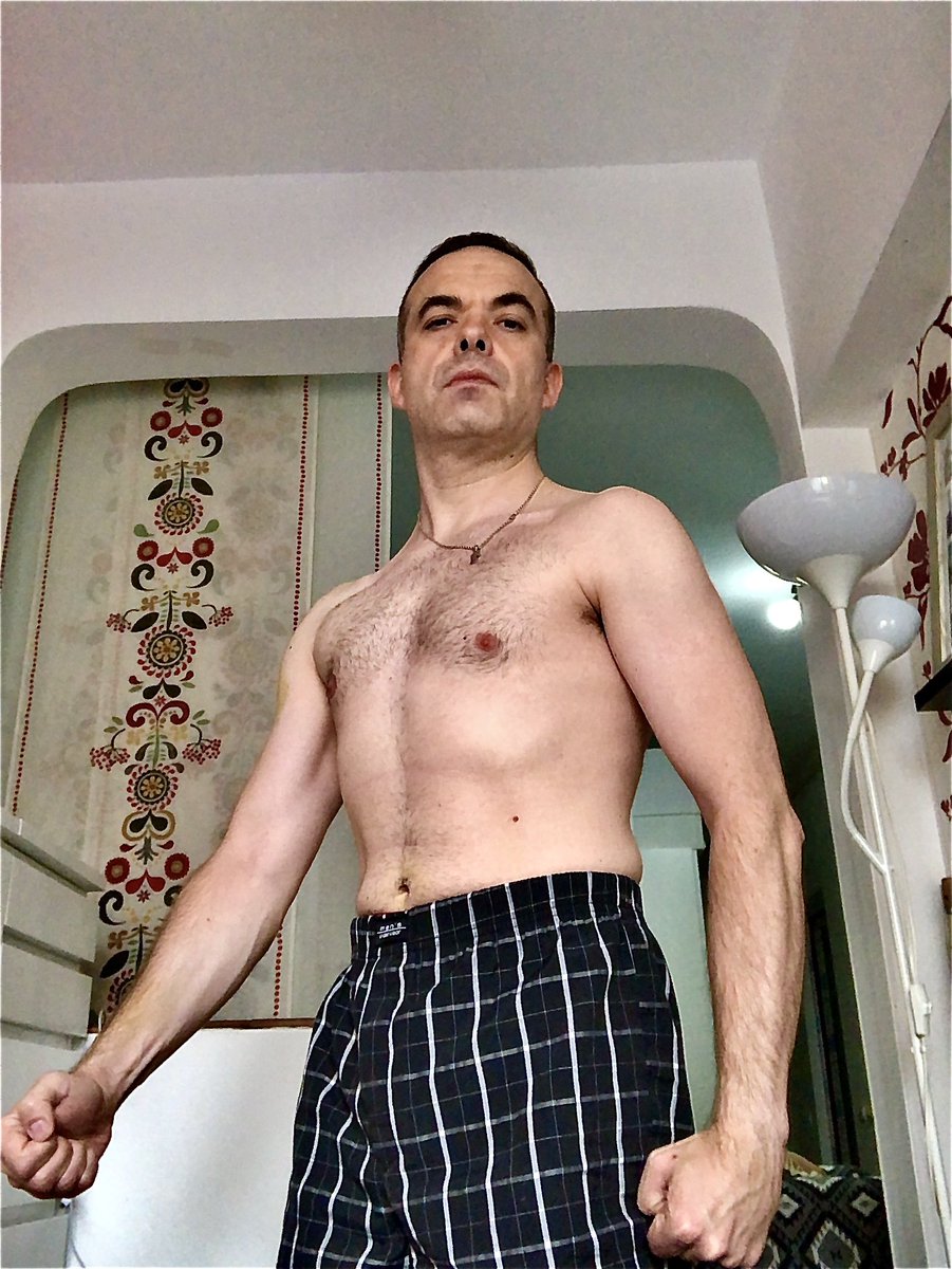 SogardLenroc's tweet photo. @QueenCuntyBollz I'll go dry, not thick ! https://t.co/BRxDFaXl2P