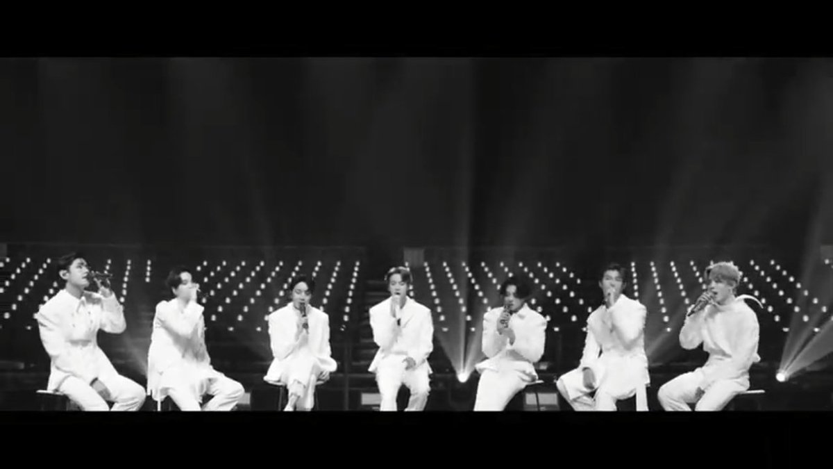 Risa9218's tweet photo. I made cry🥺🥺😢😢
#LifeGoesOnWithBTS https://t.co/TivkiNoa7B