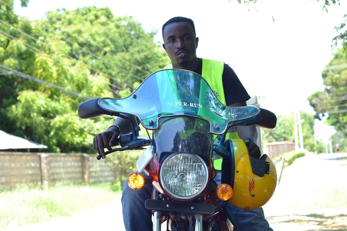 LeonaryF's tweet photo. Thank you for believing in us!
We will continue making you proud, one customer at a time.

Any Errands need?

Call Us Now 0705414141/0703414141 Mombasa 
0745414141 Nairobi Or Book Us Via https://t.co/NcK2wtCoKz
#LeonaryFastDelivery 
#YouSelectWeCollect https://t.co/8jgwiVnmJE